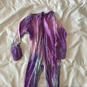 Little sleepies pajamas very stretchy very soft